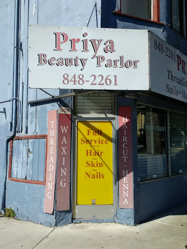 Priya Beauty Salon