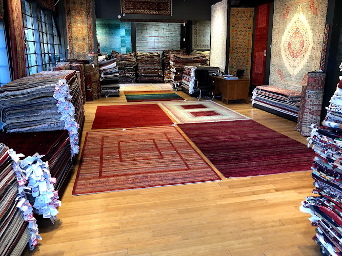 Noor & Sons Rug Gallery